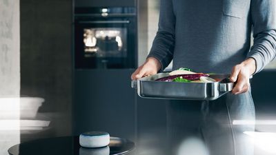 Siemens Home Connect real-life foto spraakbediening met Amazon Alexa 