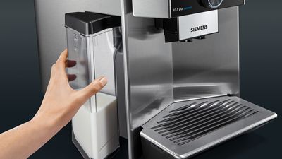 Cafetera superautomáticas con depósito de leche