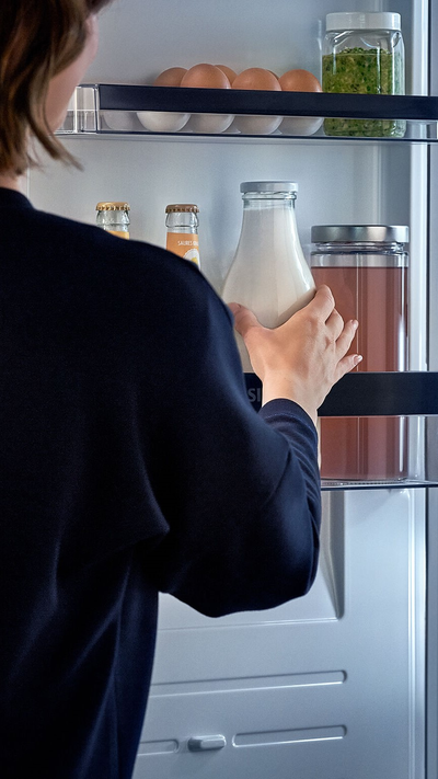 Si tu frigorífico pierde agua, deberías revisar estos aspectos. 