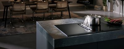 Induction hob with inductionair plus