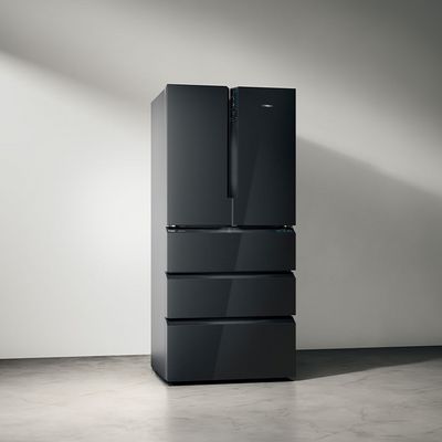 Link führt zu den Siemens Kühl-Gefrier-Kombination mit mehreren Türen und Schubladen; freistehende Siemens Kühl-Gefrier-Kombinationen mit mehreren Türen und Schubladen