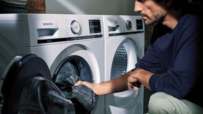 Met een slimme wasmachine vind je makkelijk het ideale wasprogramma.