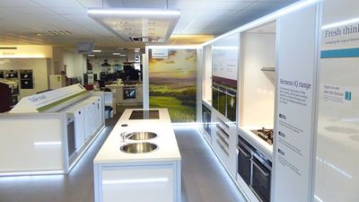 iQ Centre Plus showroom