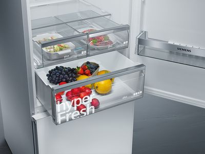 Siemens Kühlschränke: Lebensmittel bleiben länger frisch mit hyperFresh Plus