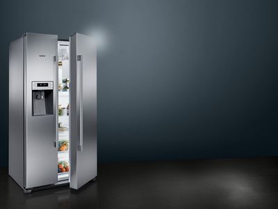 Siemens freestanding side-by-side fridge-freezers look good wherever they are