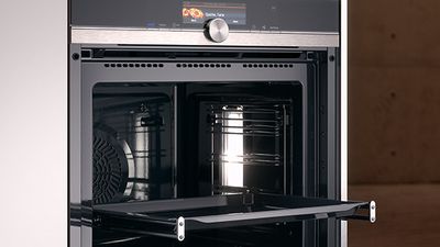 Oven with multi-level LED illumination