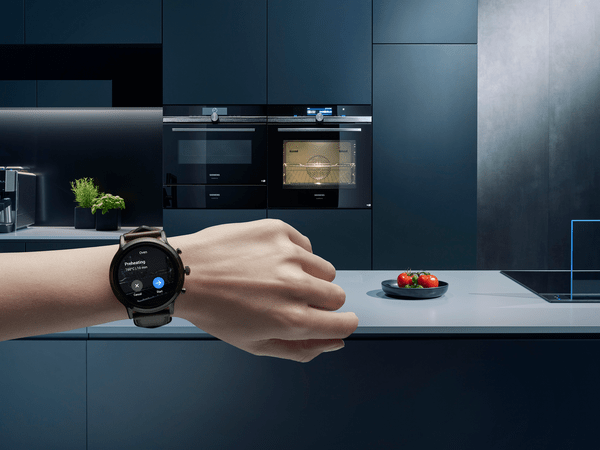 Загрейте фурната си с Home Connect за Wear OS на Google™