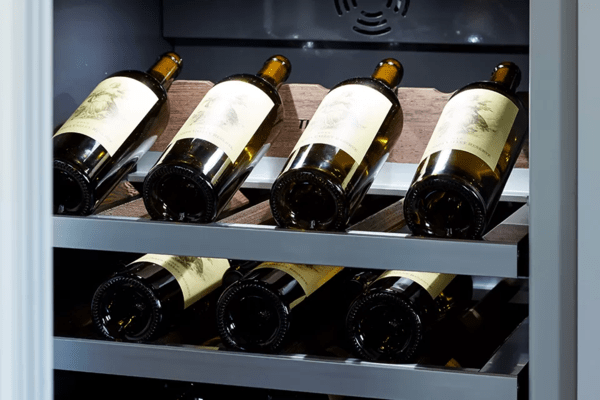 Étagère de présentation du réfrigérateur de vin Thermador