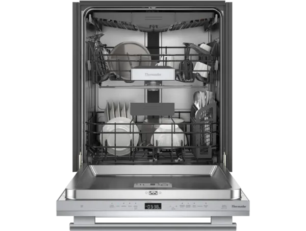 thermador emerald stainless steel dishwasher with masterpiece handle