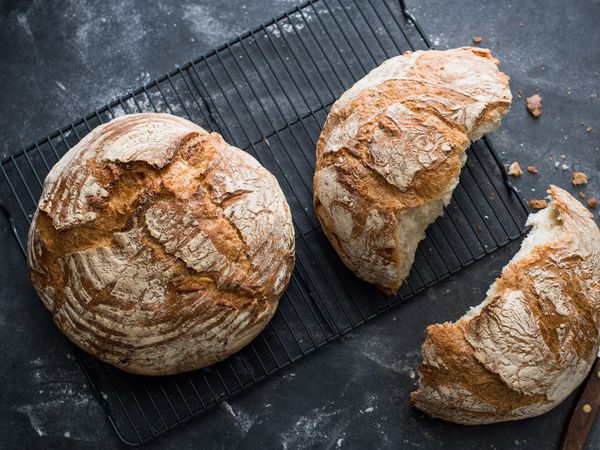 Steamed rustic bread