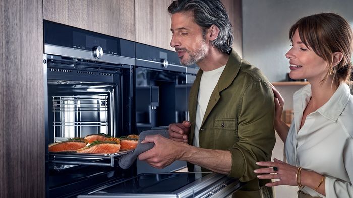 Los hornos Siemens están equipados con tres funciones de grill diferentes para cocinar alimentos de distintos tamaños.