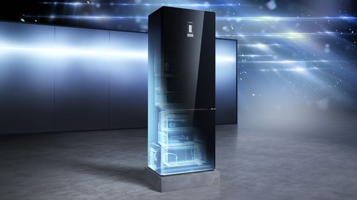 iSensoric fridge-freezer on display with light effect surrounding.