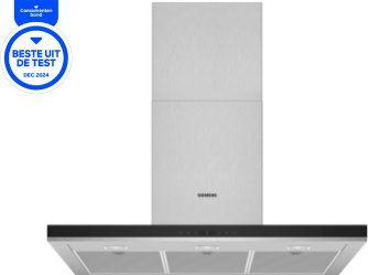 Strakke roestvrijstalen afzuigkap met een award badge, met een modern design en drie ventilatiepanelen.