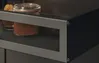 Primer plano de la puerta de un frigorífico Gaggenau