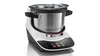 Robot de cuisine Bosch avec écran tactile et bol en acier inoxydable sur un socle noir élégant.