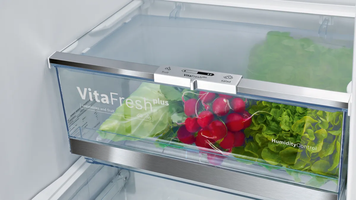 "Įmontuojamas šaldytuvas be šaldiklio su VitaFresh"
