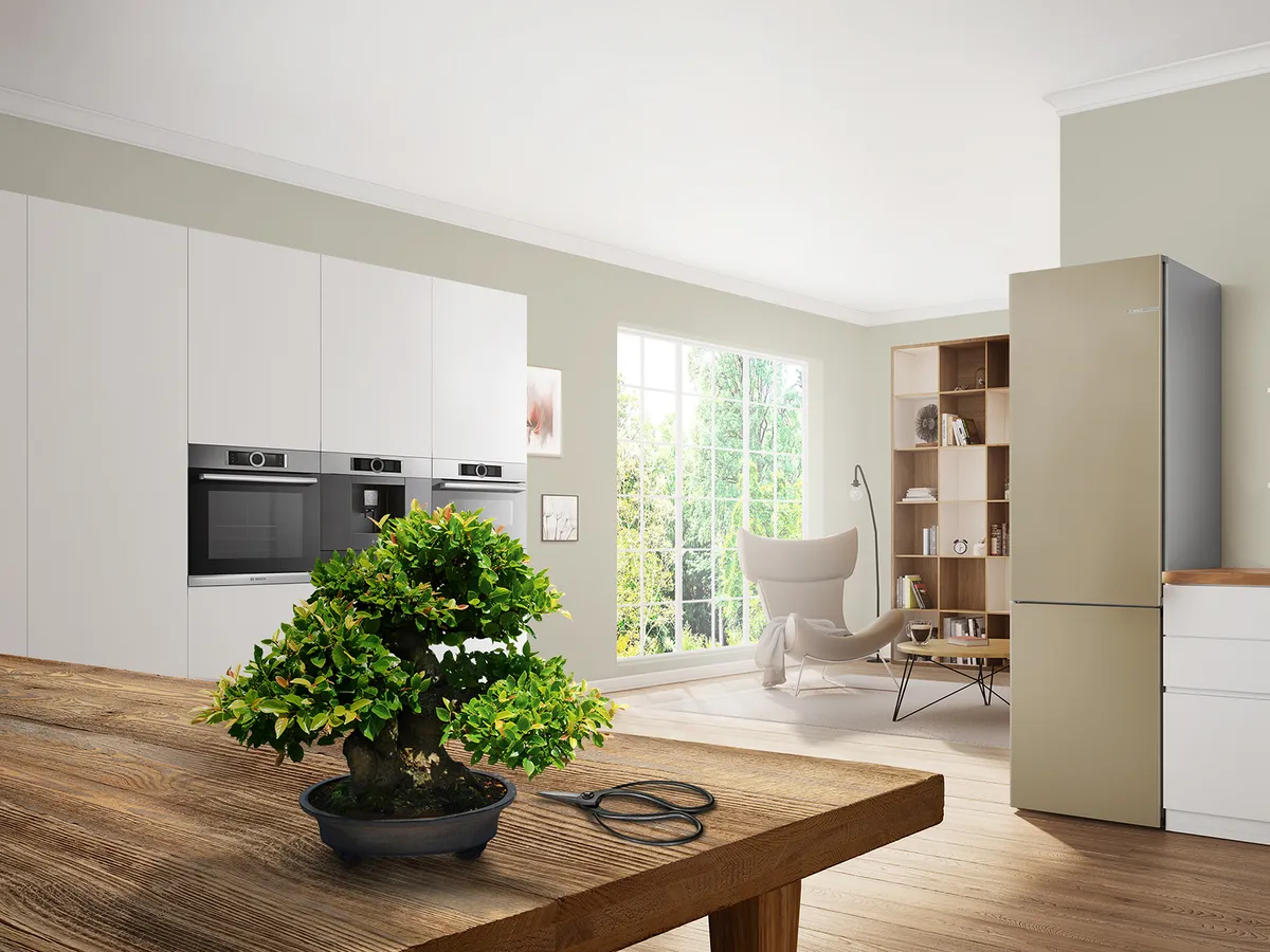 Eine helle Küche mit Bosch Hausgeräten