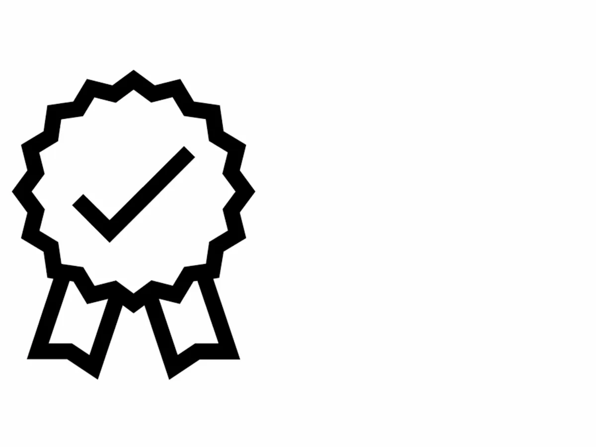 Um contorno preto de um selo de certificação com um símbolo de checkmark, simbolizando a garantia de qualidade feita pela Bosch.