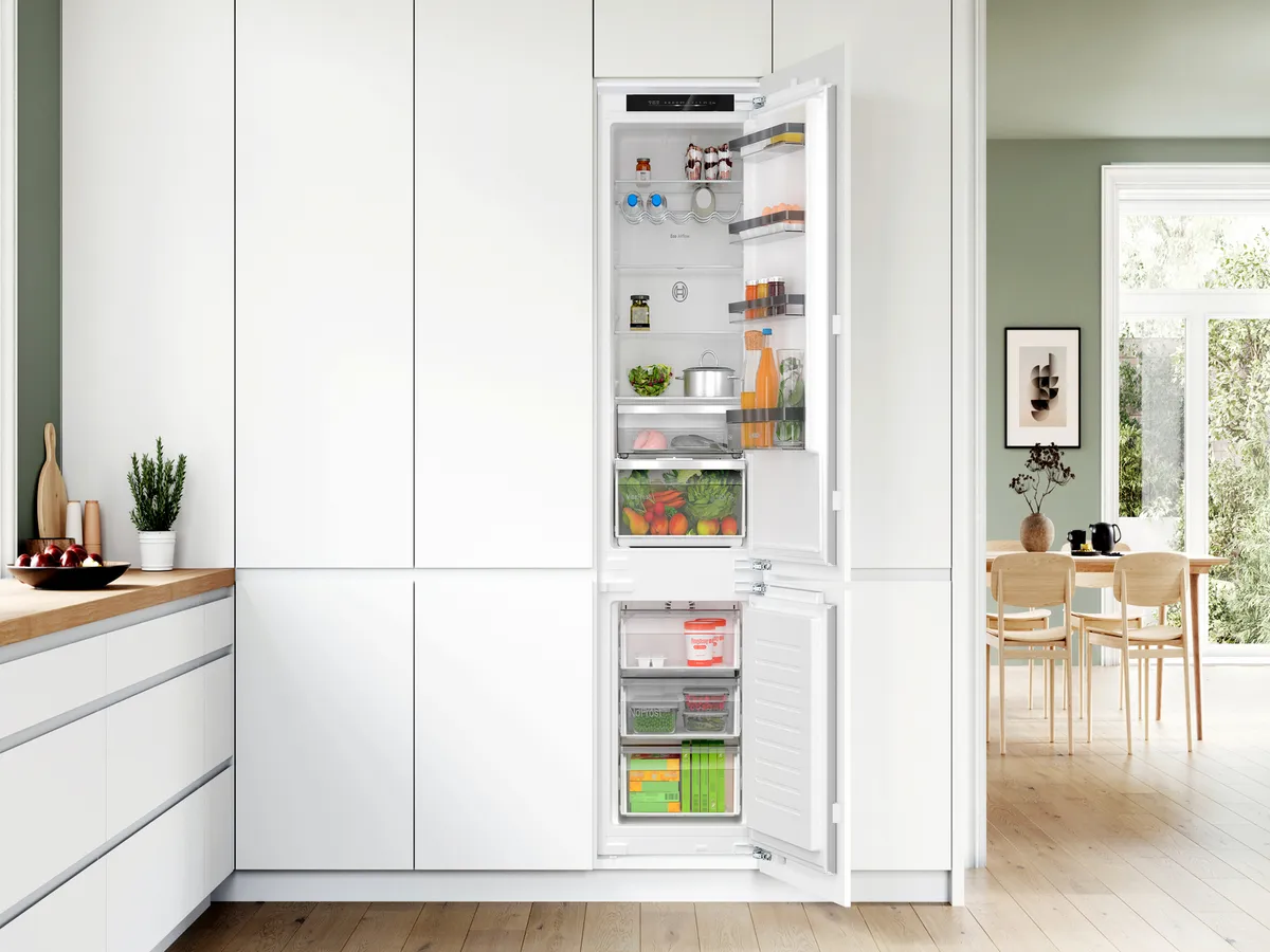 Built in open fridge freezer