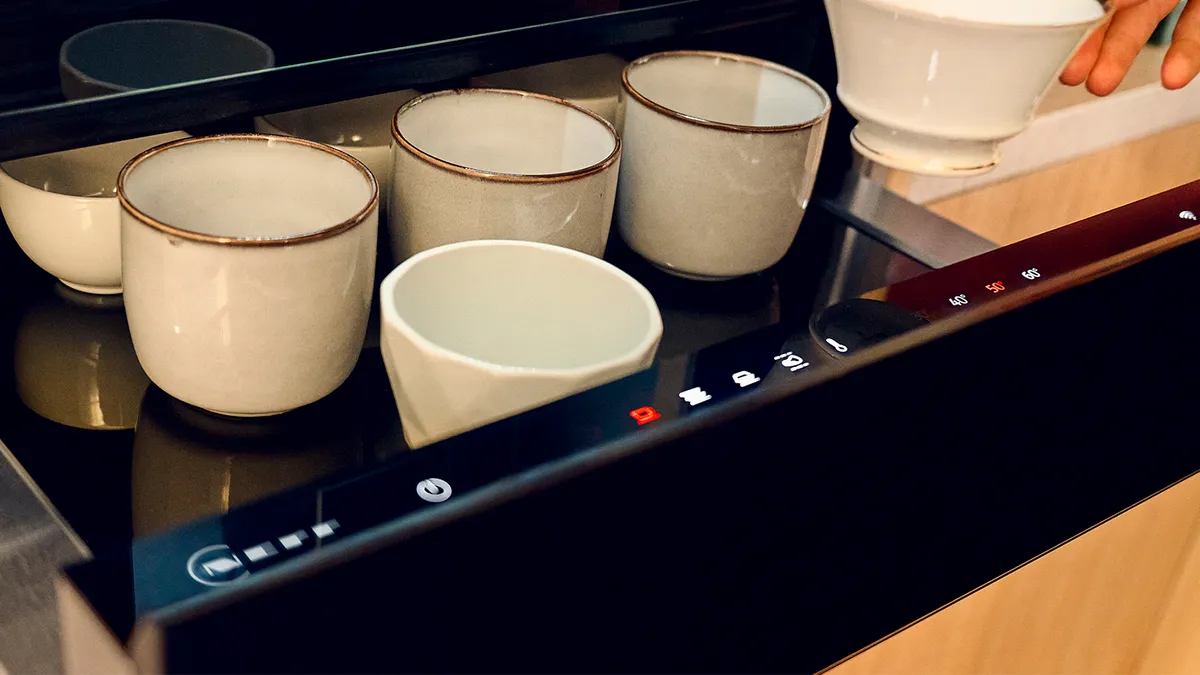 Open and close drawers with one gentle touch