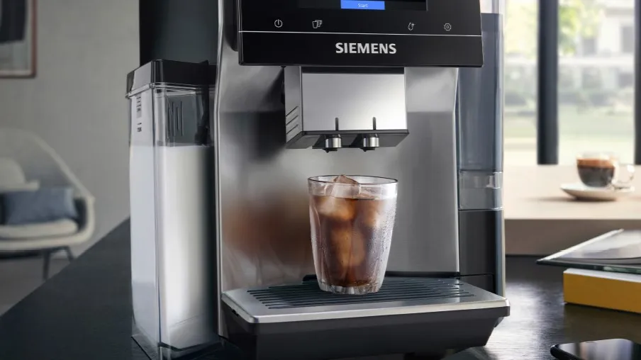 Siemens coffee machine with cold brew coffee