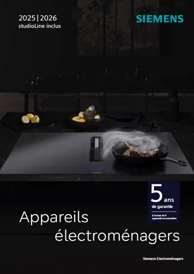 Des appareils de cuisine noirs élégants présentant un design moderne et minimaliste.