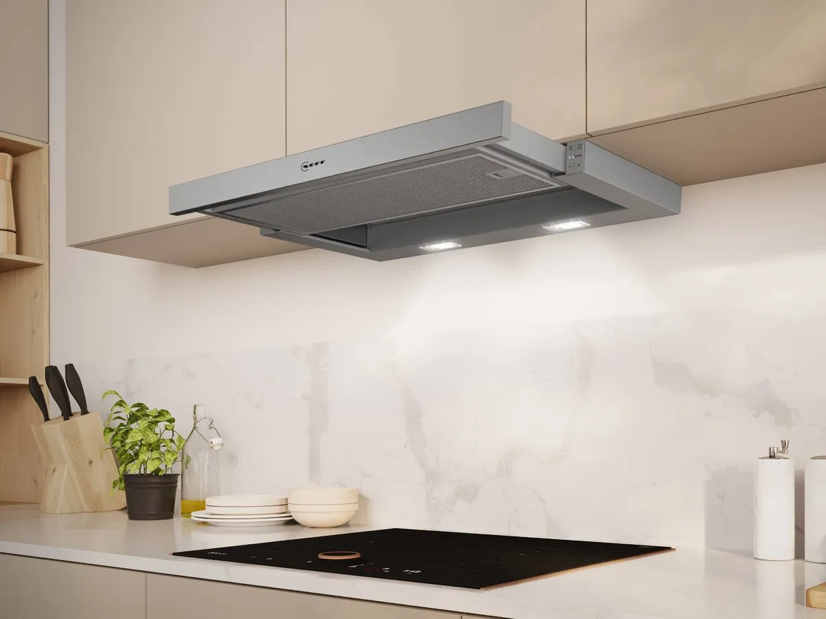 Neff open telescopic hood