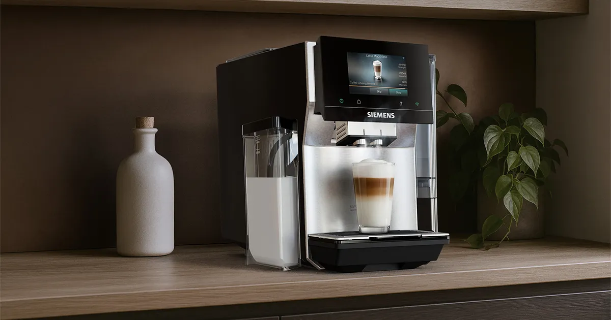 Machine à expresso entièrement automatique EQ700 iAroma | Siemens Électroménager Machine à expresso entièrement automatique EQ700 iAroma | Siemens Électroménager