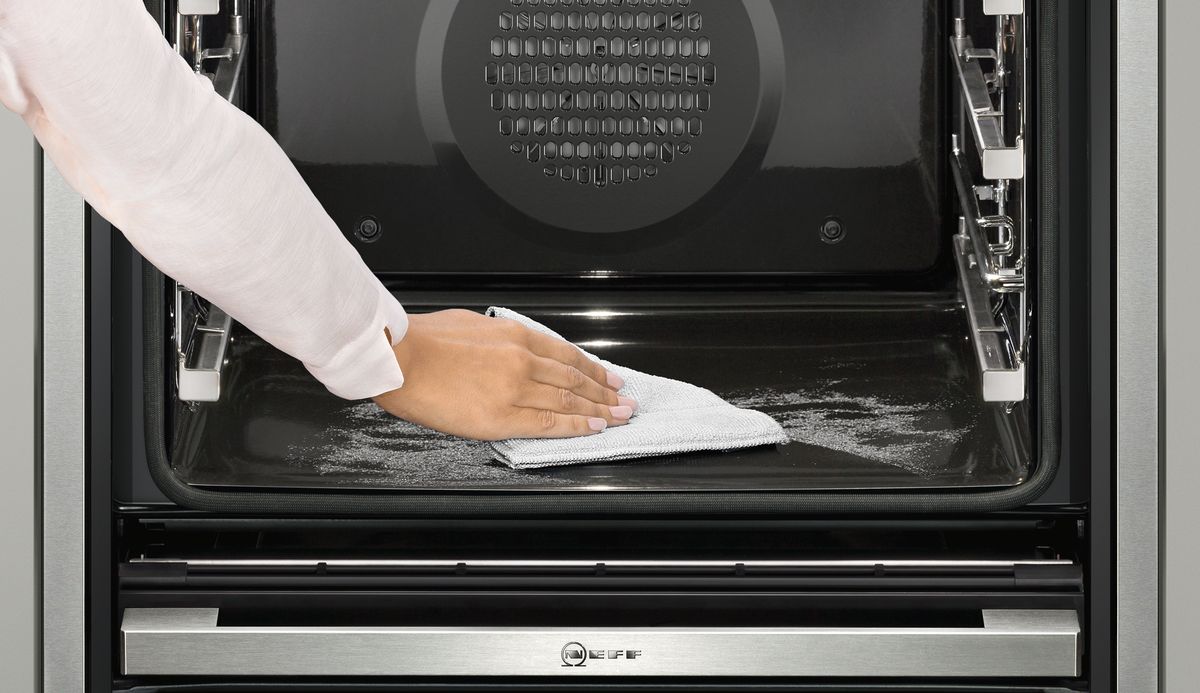 What is a Pyrolytic Oven and How Does It Work?