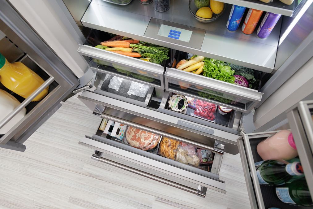 Freedom® Réfrigérateur combiné intégrable à portes françaises avec congélateur en bas  Professional Inox T42BT120NS T42BT120NS-15