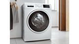 Bosch Waschtrockner in einem modernen wei&szlig;en Badezimmer