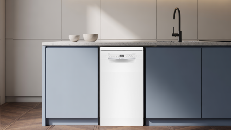 Dishwasher with 45 cm width