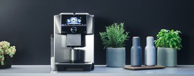 Siemens Coffee World - Macchina da caffè Siemens completamente automatica in acciaio inossidabile, per un esperienza del caffè di lusso a casa tua.