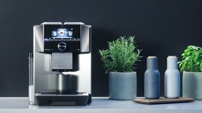 Culture café Siemens : composants en inox dans une machine à café tout automatique