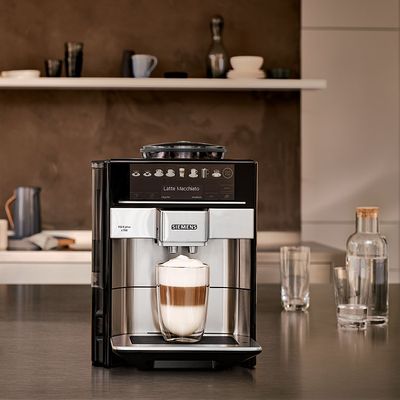 Culture café Siemens : machine à café tout automatique Siemens en inox pour une expérience gustative teintée d'élégance chez soi