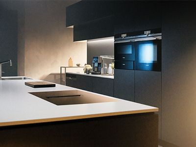 Image of Siemens Kitchen with Built-in Appliances