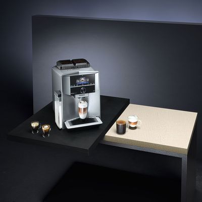 Siemens Coffee World - Una guida alle macchine da caffè completamente automatiche dal chicco alla tazza, per ottenere un caffè perfetto ogni volta.