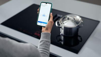 Zarządzaj sterowanymi przez Wi-Fi urządzeniami gospodarstwa domowego marki Siemens poprzez aplikację Home Connect