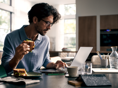 Contact Siemens Service via phone 24/7