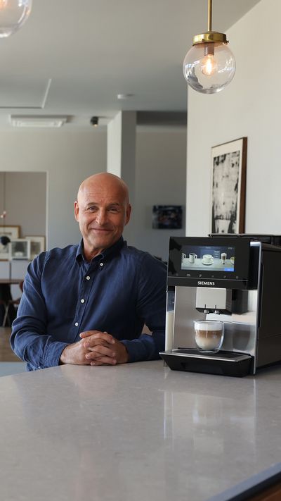 Smakexperten Richard Juhlin och Siemens bästa espressomaskin EQ900