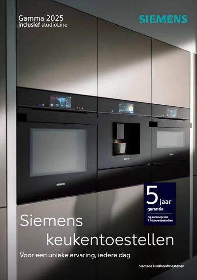 Siemens keukenapparatuur display met Gamma 2025 studioline en 5 jaar garantie informatie.