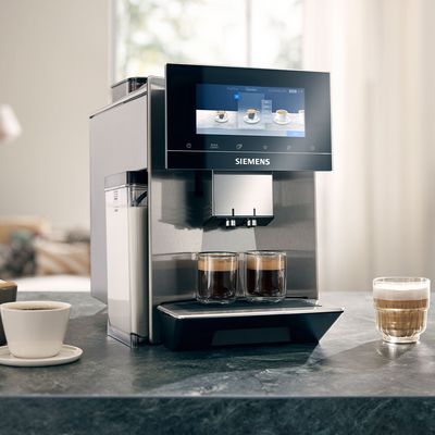 Ein Siemens EQ900 Kaffeevollautomat.