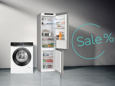 Darstellung einer Waschmaschine & Kühlschrank mit Hinweis auf den Sale im Siemens Online Shop.