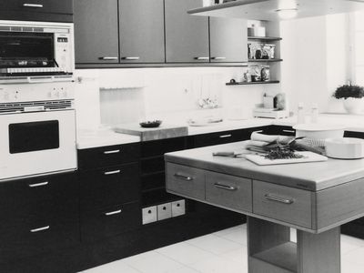 1986: gli elettrodomestici da incasso sono sinonimo di libert&agrave;