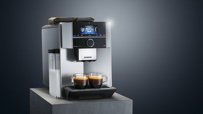 Od ziarna do filiżanki: ekspresy do kawy z serii EQ marki Siemens