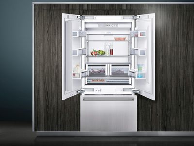 Bullt-in Multidoor Fridge Freezer in kitchen display