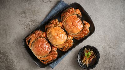 Steamed Hairy Crabs