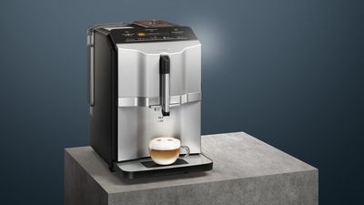 Siemens Coffee World - Elegante macchina da espresso completamente automatica Siemens