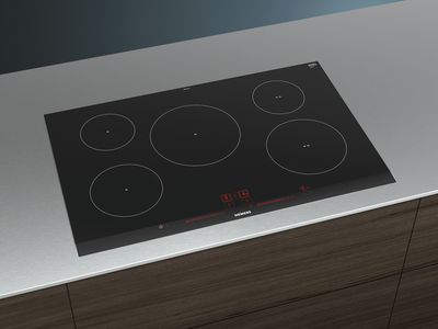 Варильні поверхні iQ100 - сучасні технології на вашій кухні.