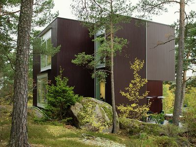 Urban home in the woods